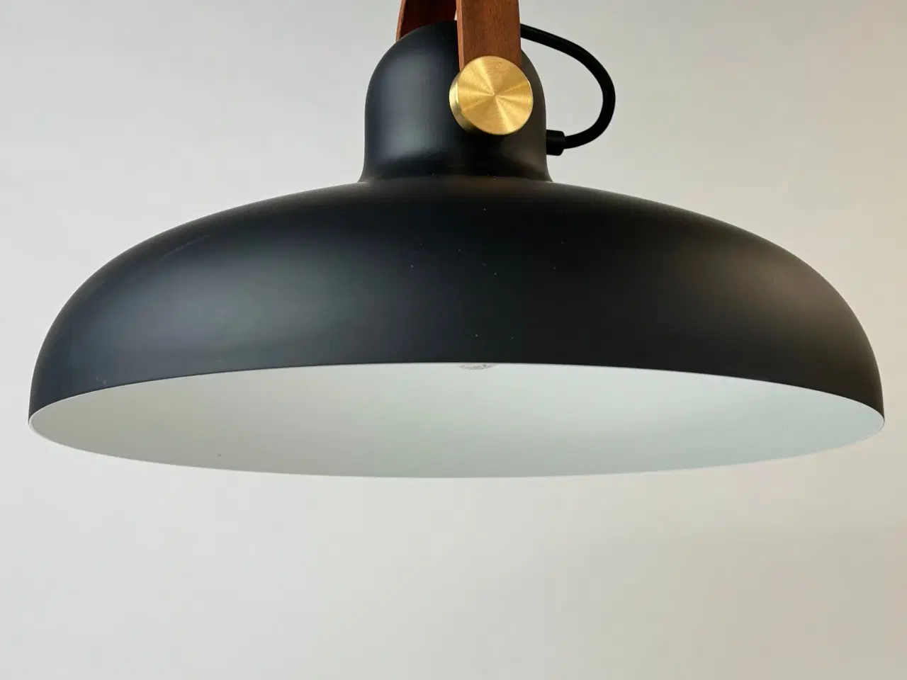 Billede 3 - Le Klint Carronade Pendel – Sort Ø40 cm