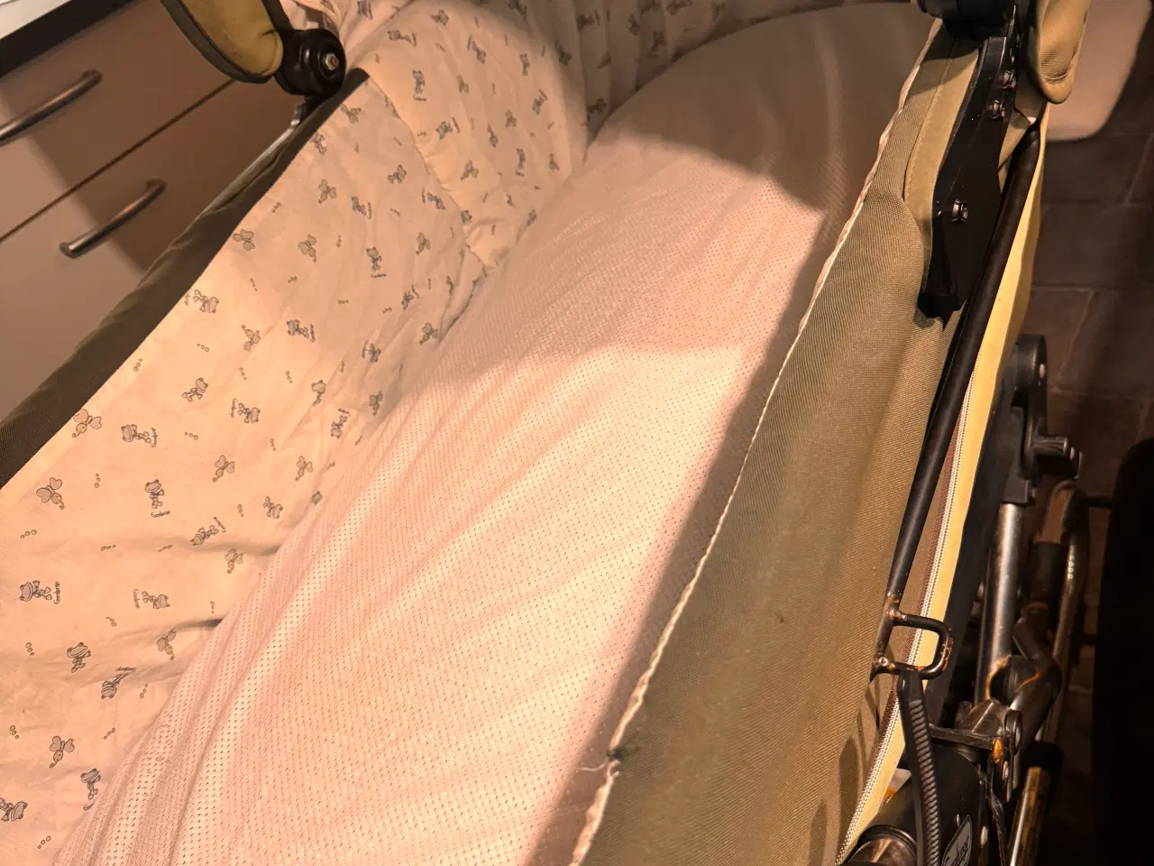 Billede 5 - Emmaljunga barnevogn til salg – ældre model men st