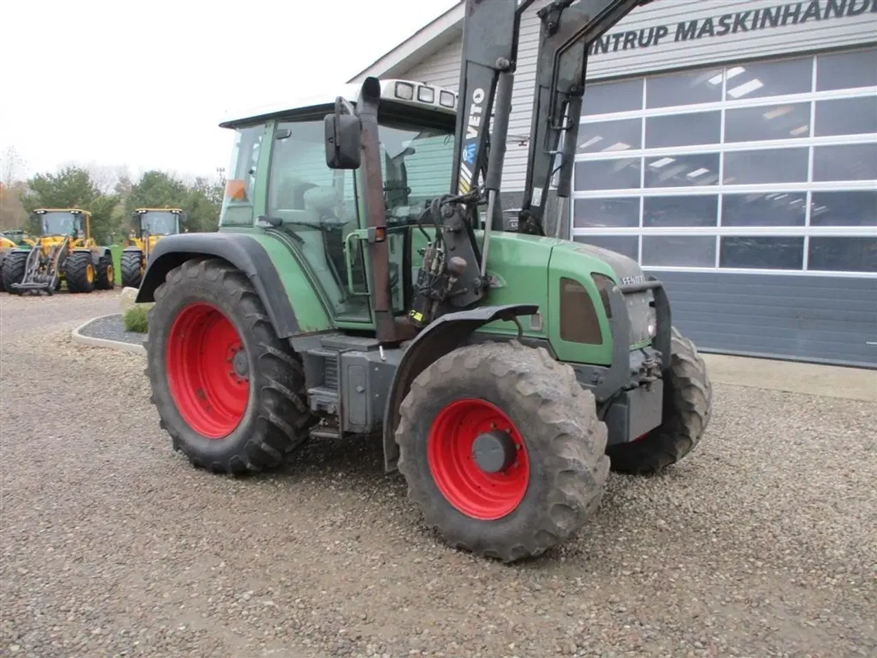 Billede 15 - Fendt 410 Vario med frontlæsser.