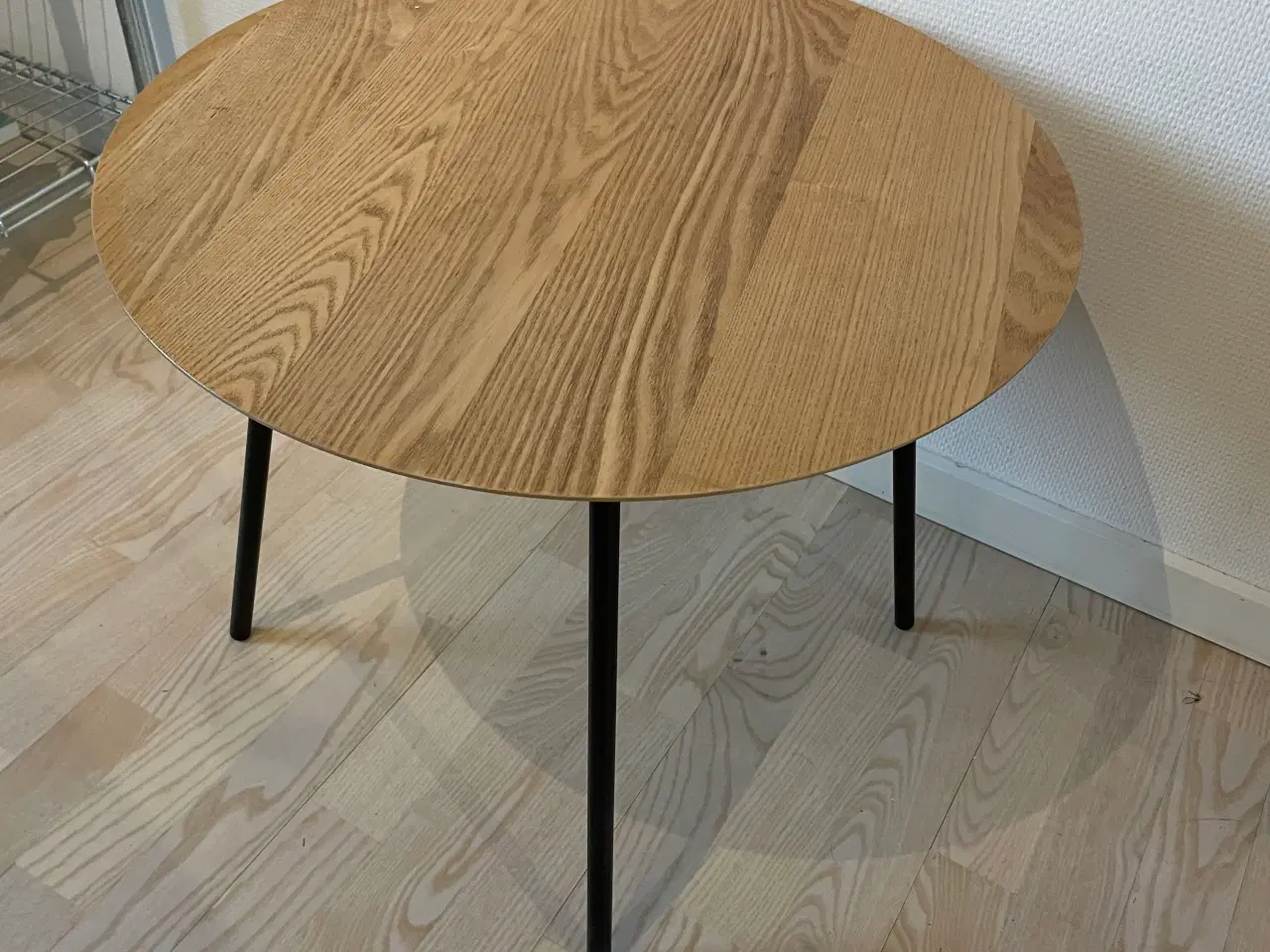 Billede 1 - Rund lille bord Ø55 cm