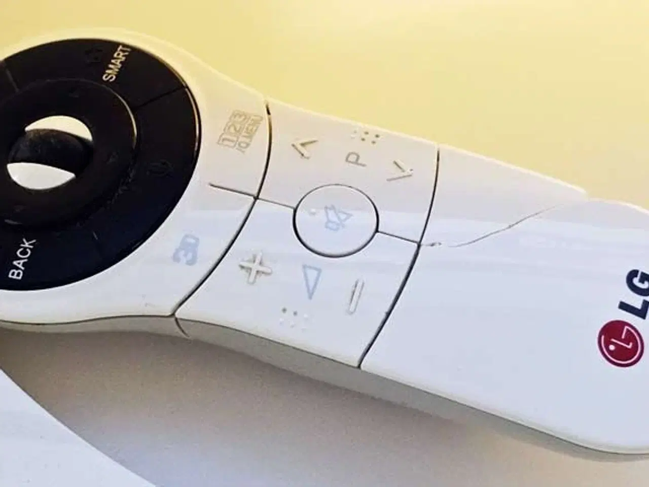 Billede 5 - 47" LG 47LA667V, 3D FullHD, Aalborg