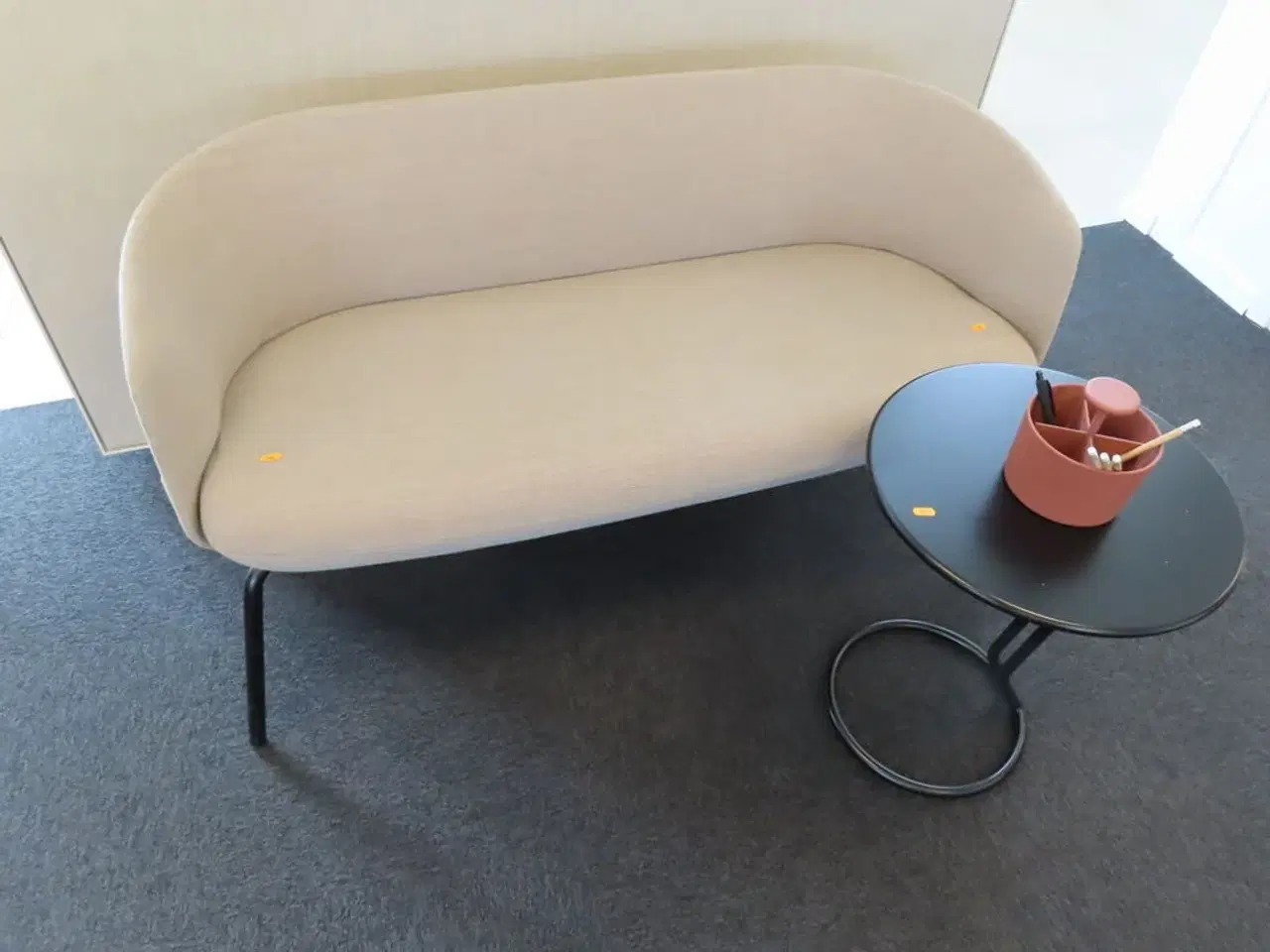 Billede 1 - Longesofa og sidebord