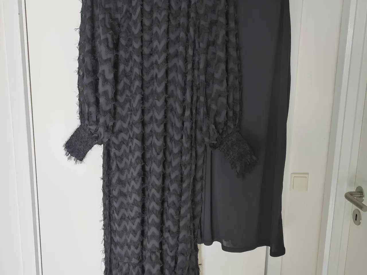 Billede 1 - Smuk Kjole Sælges 