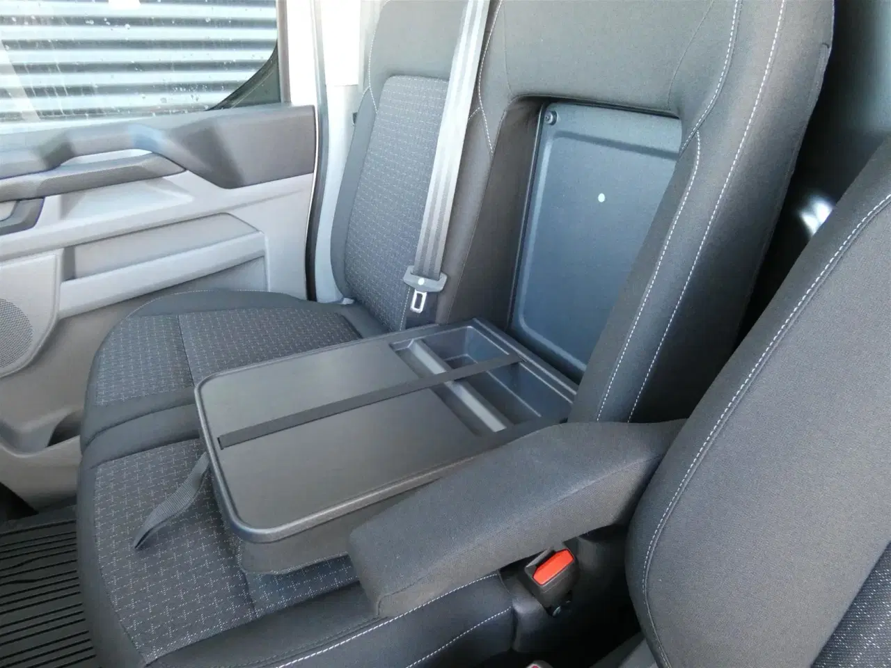 Billede 14 - Ford Transit Custom 300 L2H1 2,0 EcoBlue Trend 136HK Van 8g Aut.