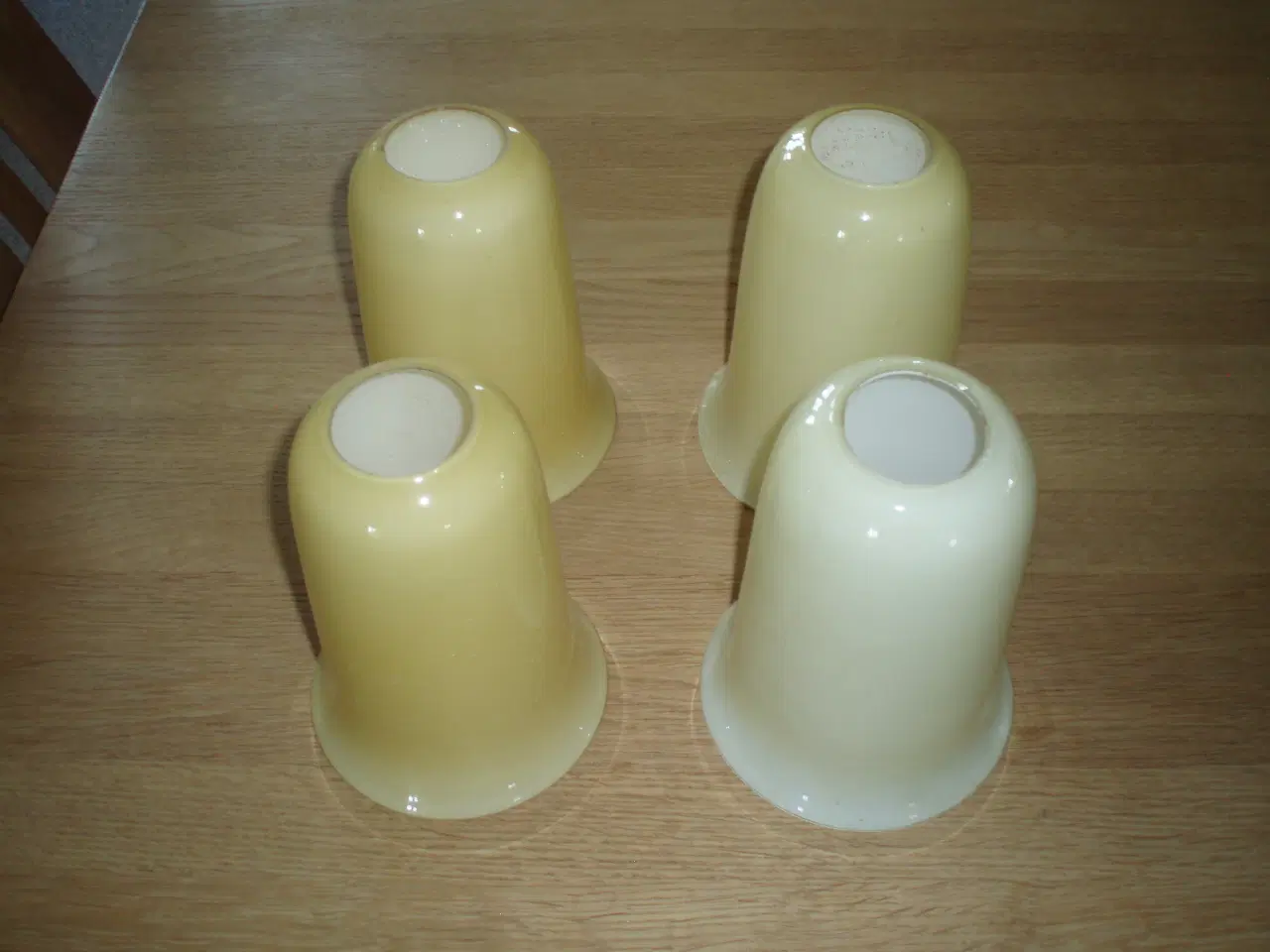 Billede 3 - Loftslampe m/6 glas opal + 4 ekstra glas