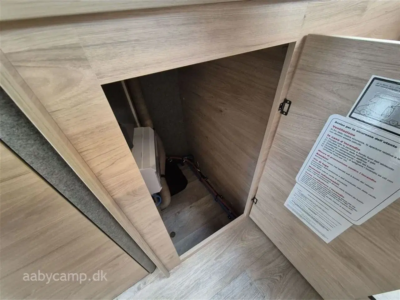 Billede 20 - 2023 - Dethleffs Just GO T7055 EB AUT. Automatgear. Solceller. Batteri. Markise. Elektrisk indgangstrin. Kun 29,000 Km !!!