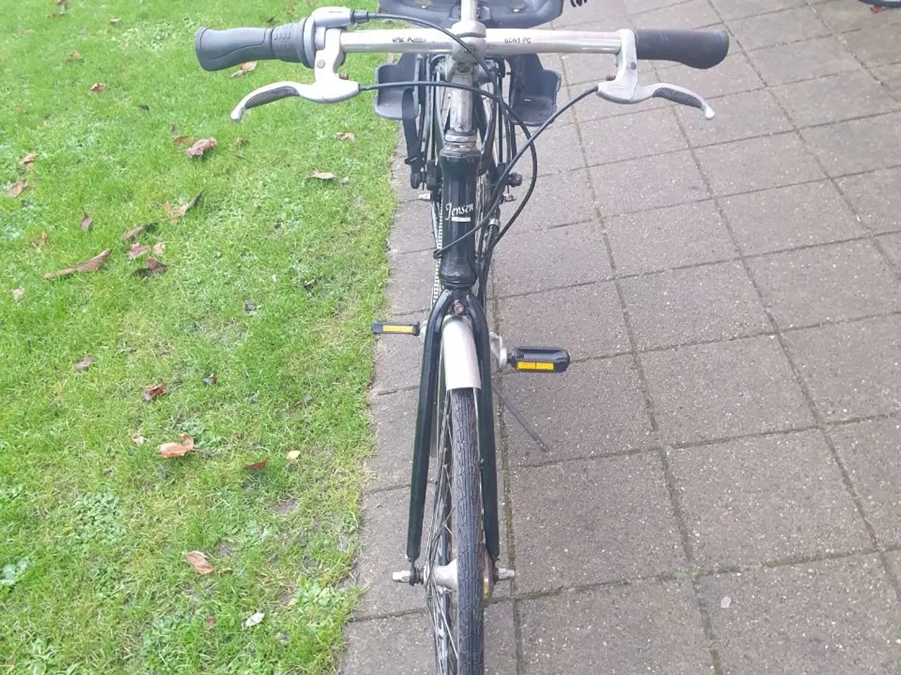 Billede 2 - Jensen damecykel m. barnestol, 7 gear, 51 cm stel