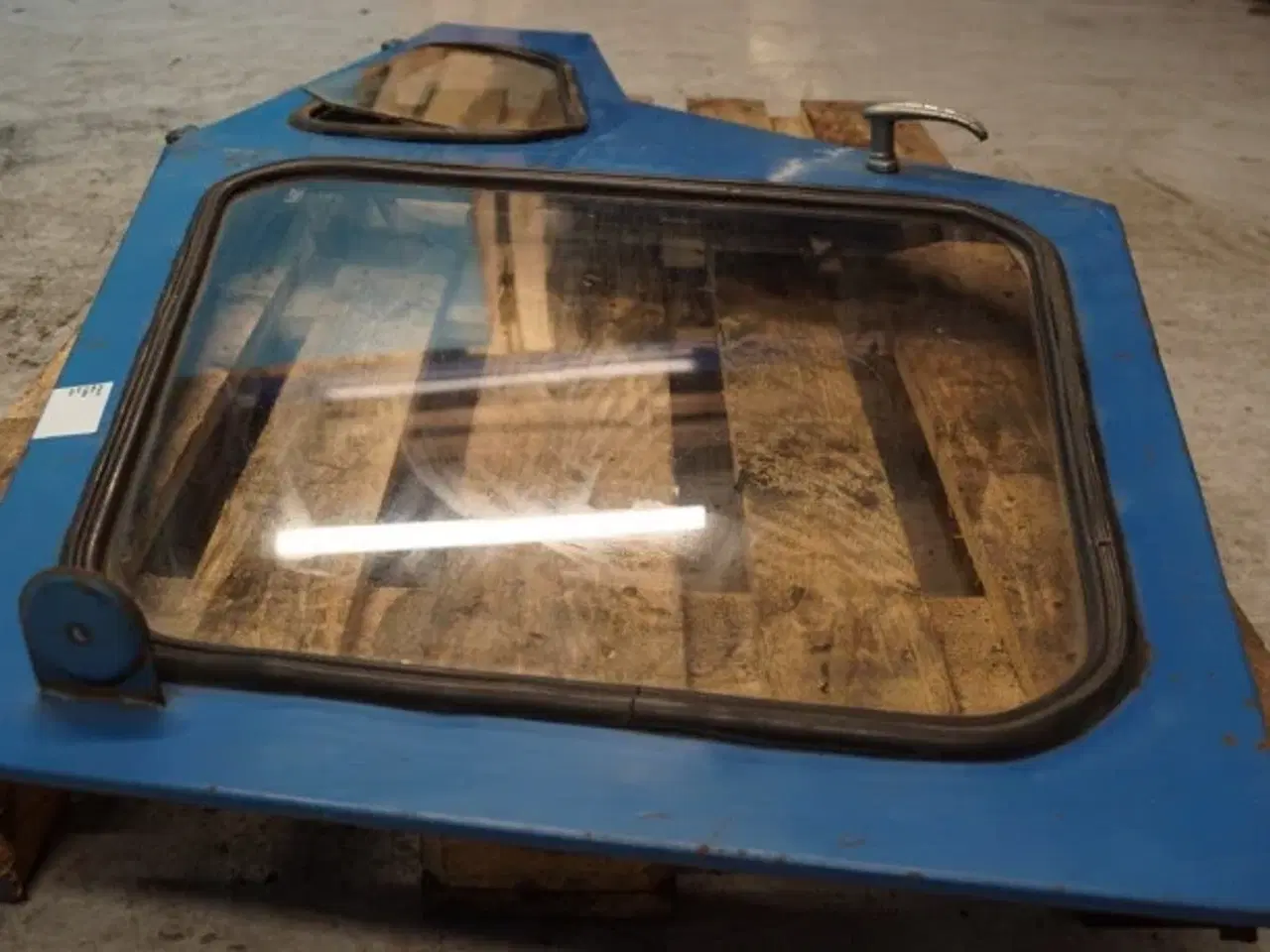 Billede 19 - Ford Hara Højre Dør