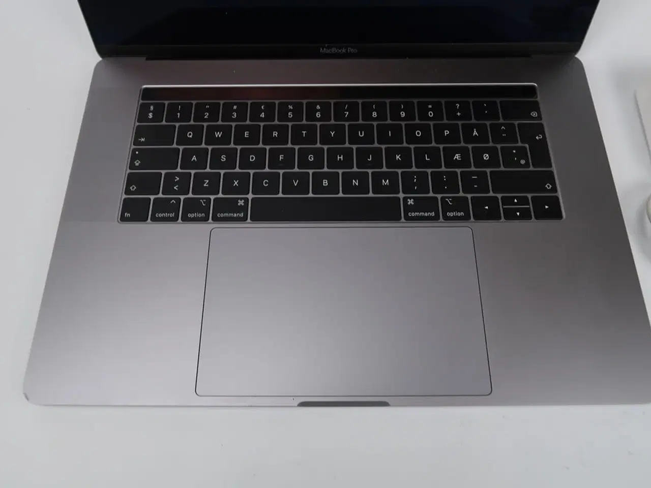 Billede 2 - Apple MacBook Pro 15,4" IPS i9-9880HQ
