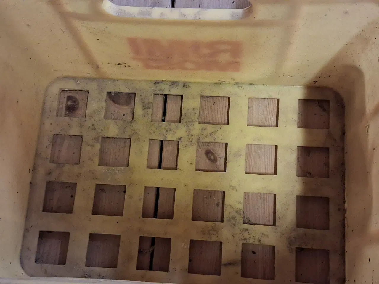 Billede 5 - Mælke og juice kasse 