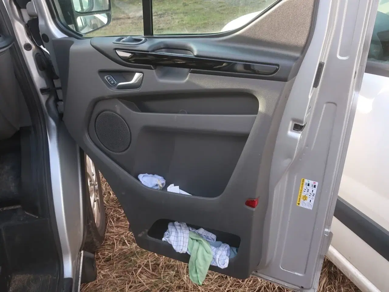 Billede 27 - Varebil FORD TRANSIT CUSTOM VAN 2.0 TDCI - FWD (170 HK) med indhold