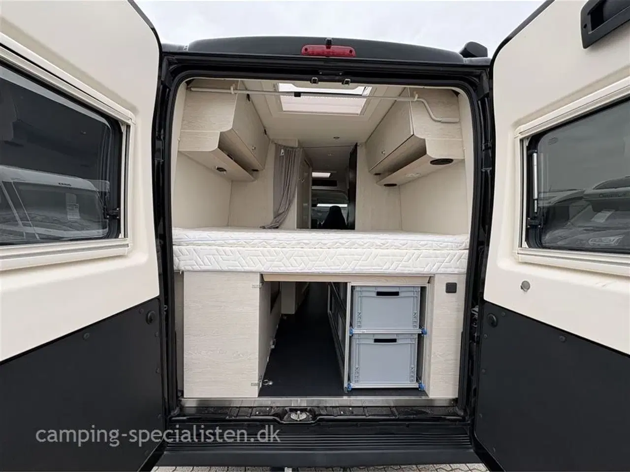 Billede 4 - 2022 - Tourne 6.0 Black Edition   Tourne 6.0 Black Edition 2022 - Se den nu hos Camping-Specialisten.dk