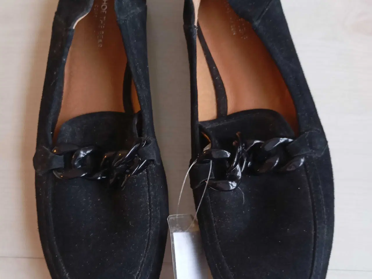 Billede 1 - Helt nye sko uden hæl. Str. 38