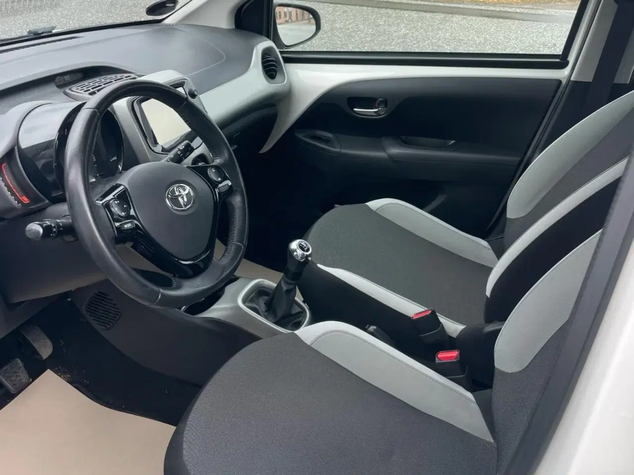 Billede 9 - Toyota Aygo 1,0 VVT-i x-wave Sky