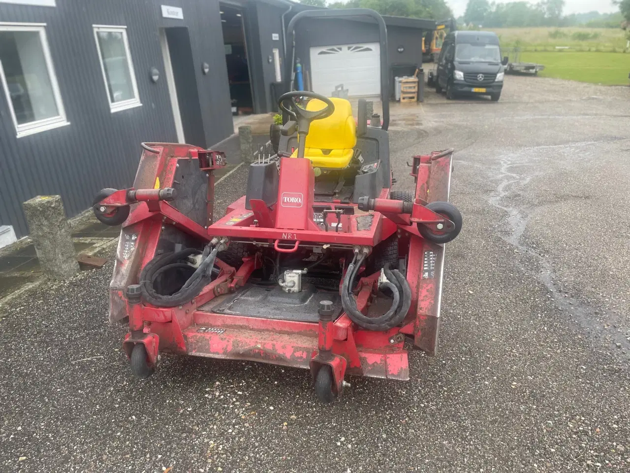 Billede 3 - Brugt Toro Grounmaster 4100 D sælges privat