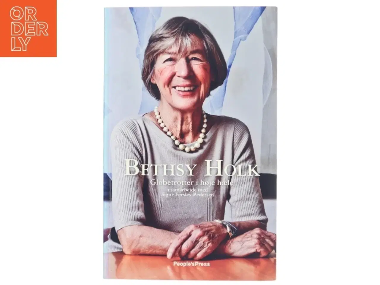 Billede 1 - Globetrotter i høje hæle af Bethsy Holk (Bog)