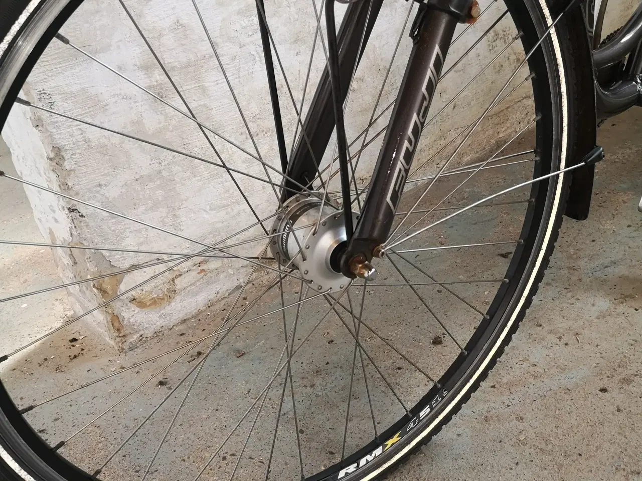 Billede 5 - FUJI CLASS 28" 53cm højt  7 gear, ny kæde, meget l
