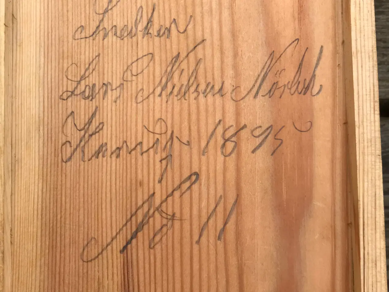 Billede 3 - Chatol med buet låge