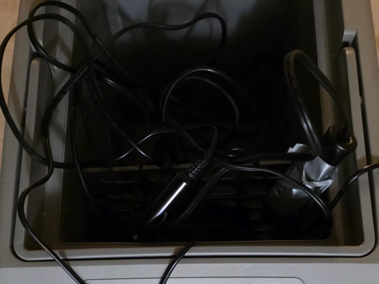 Billede 1 - Waeco køleboks Kold/Varm - 12 ogf 220 volt