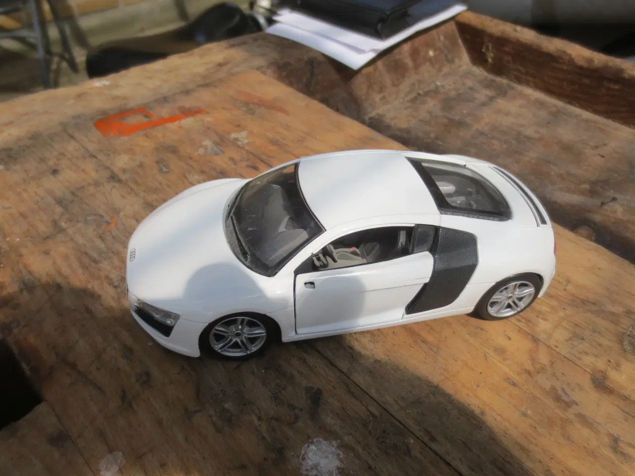 Billede 9 - 1  stk Audi R 8 