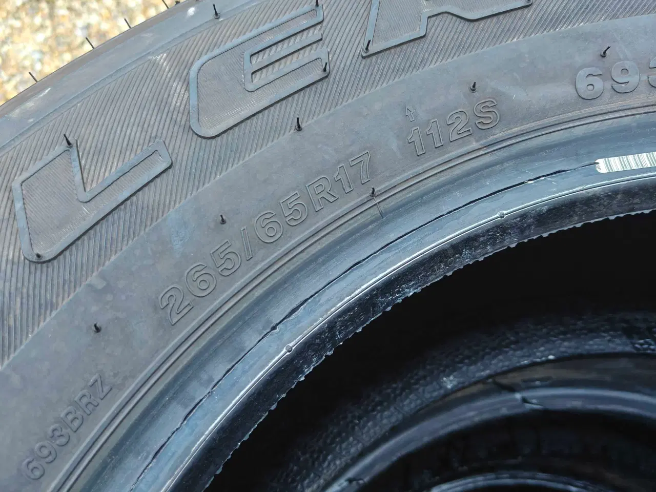 Billede 2 - 265/65-17 sommerdæk 