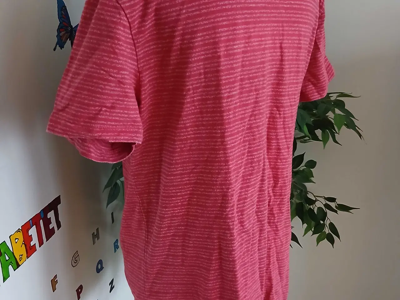 Billede 3 - T-shirt. Lindbergh. XL