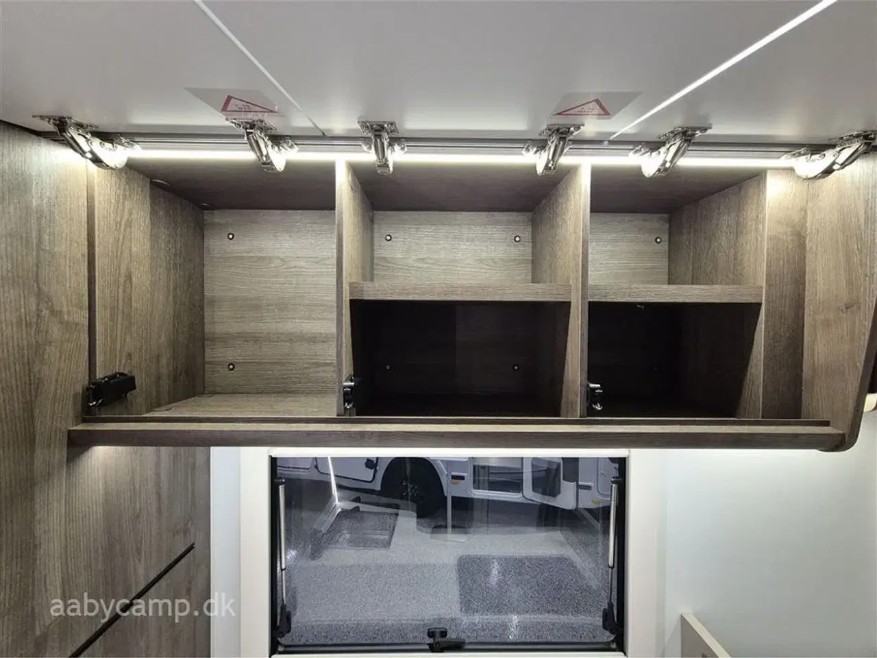 Billede 14 - 2026 - Benimar Tessoro 488 Top udstyret Benimar