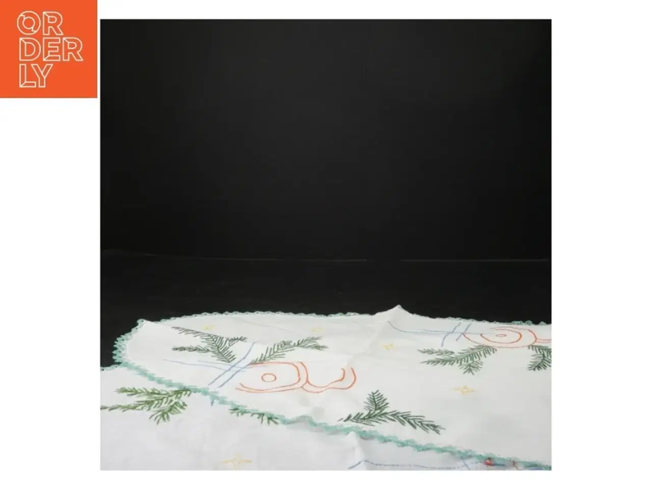 Billede 2 - Bordløber med julemotiver (str. 98x30 cm)