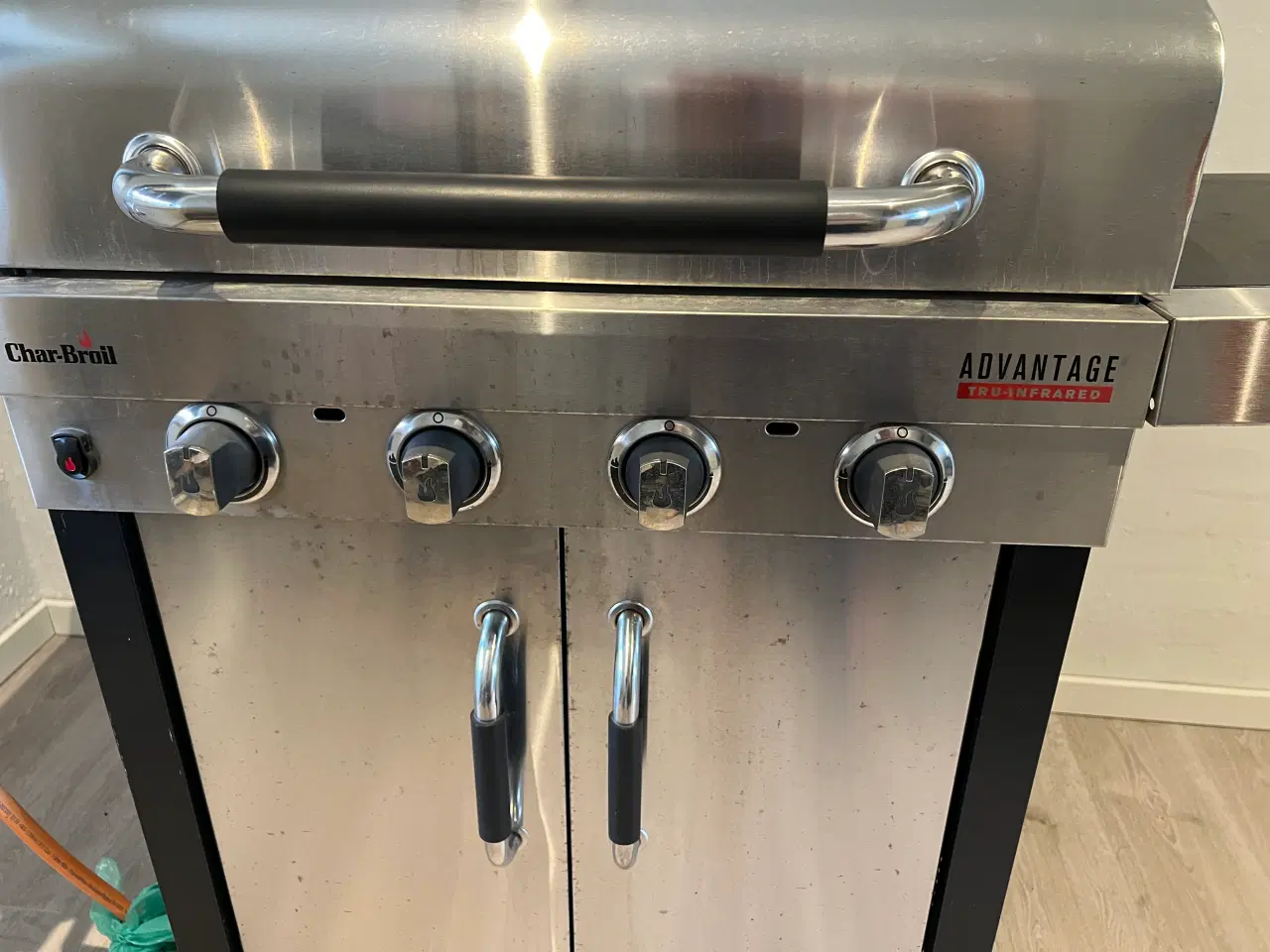 Billede 2 - Gass grill charboil dem store model