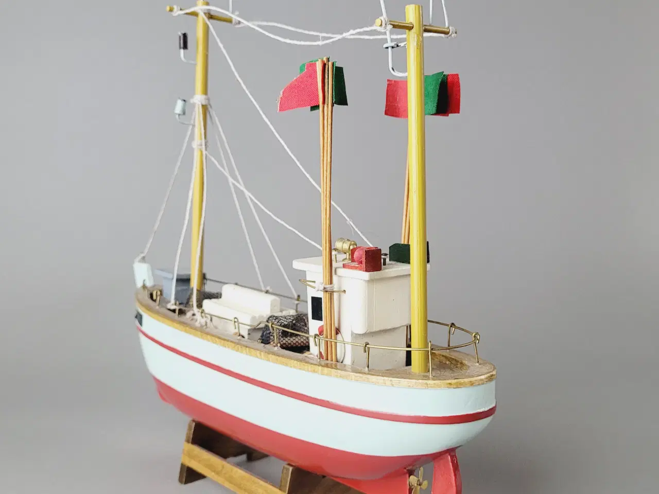 Billede 7 - ⭐️- Fin og detaljeret model af fiskekutter
