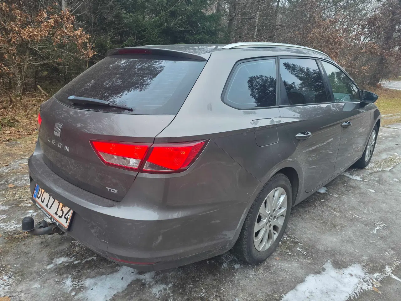 Billede 6 - Rummelig, økonomisk og med aut.gear. 