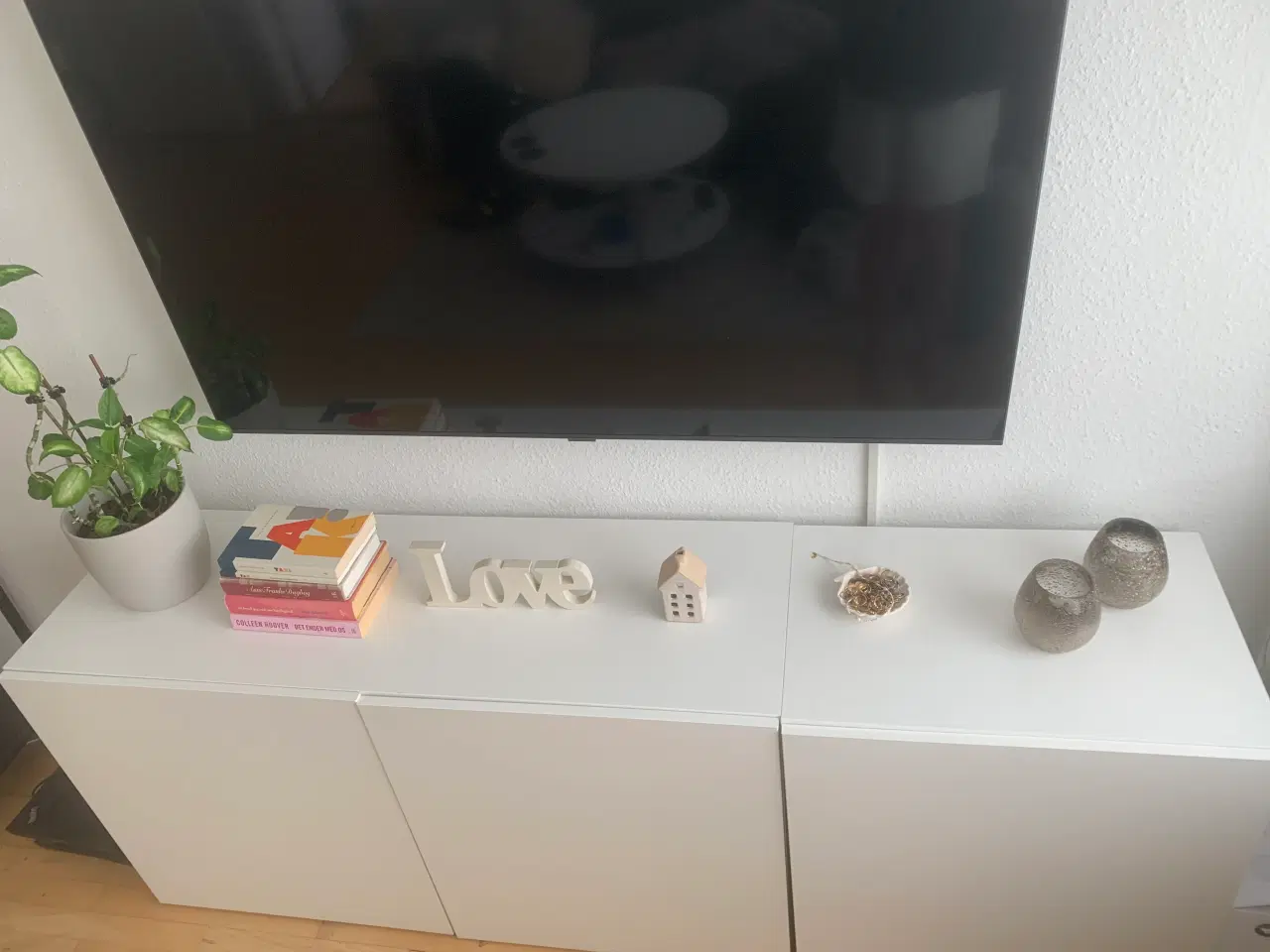 Billede 2 - IKEA BESTÅ SKAB