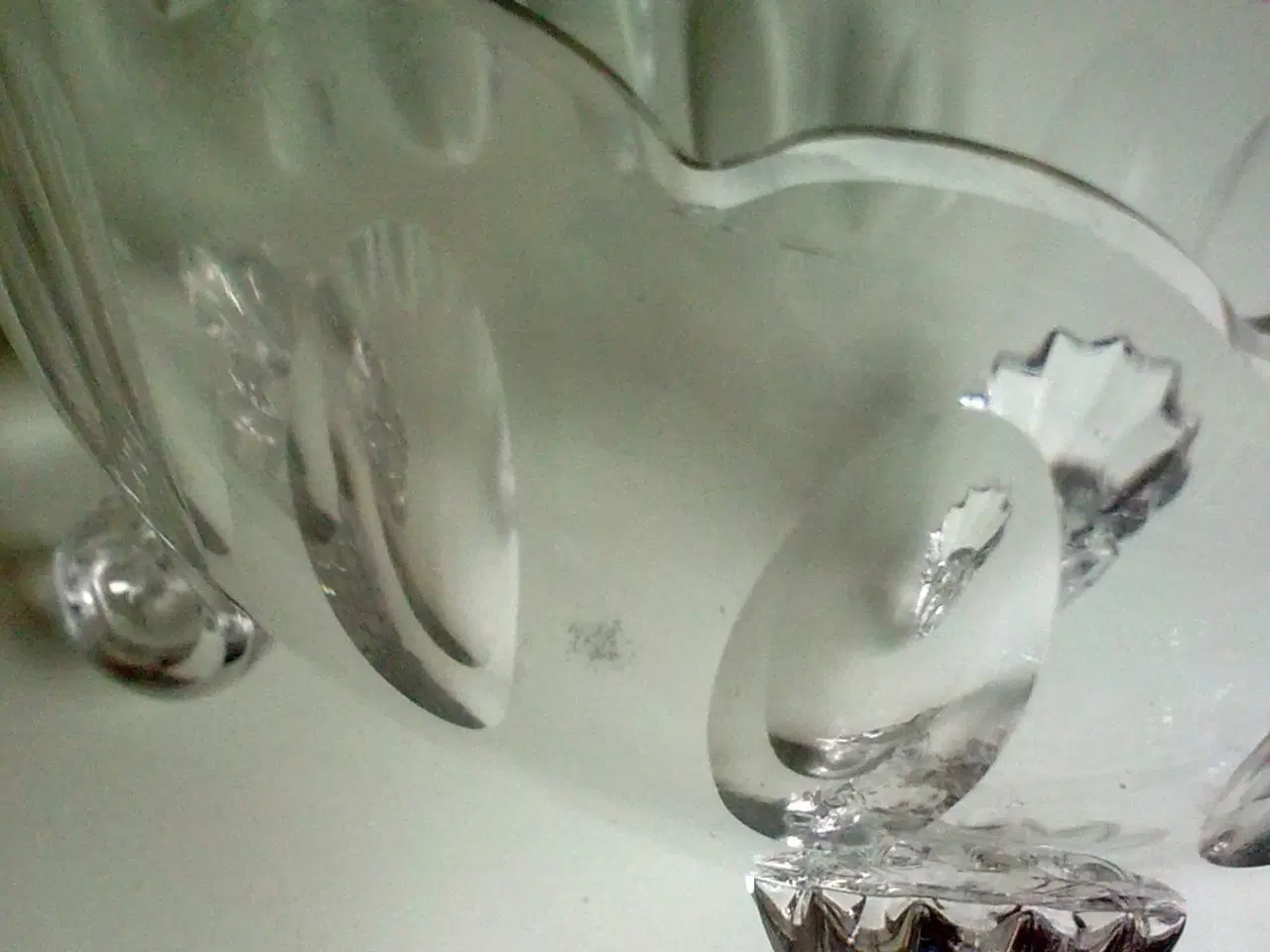 Billede 6 - Gammel dansk glasskål på tre sneglefødder