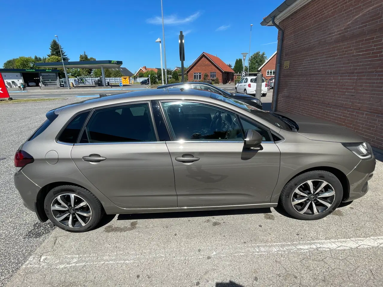 Billede 2 - Citroen C4 kører langt på liter