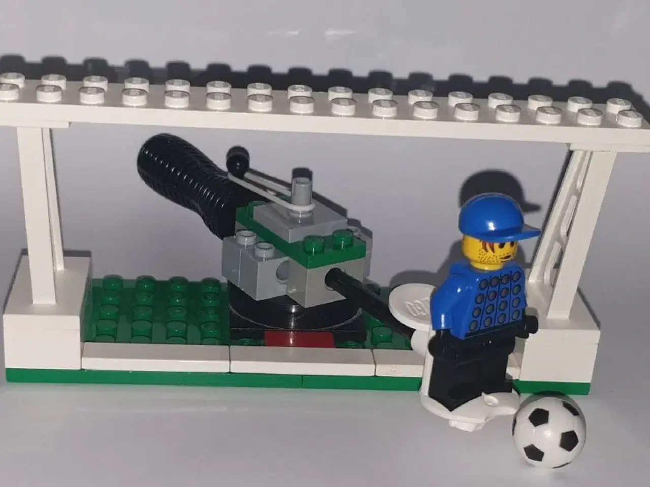 Billede 14 - Forskellige LEGO sæt sælges