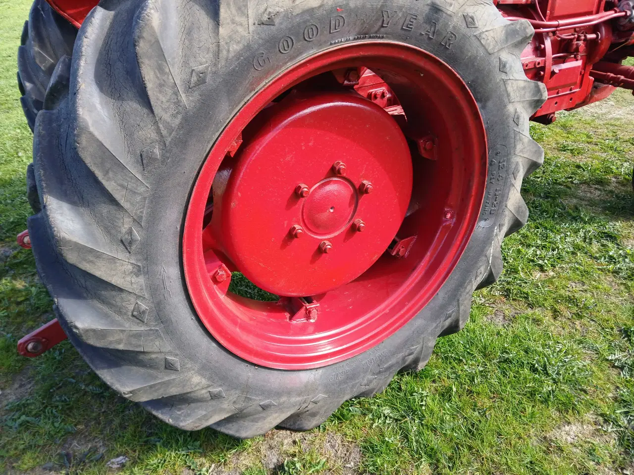 Billede 3 - Velholdt veteran BUHK 302 kun gået 650 timer 