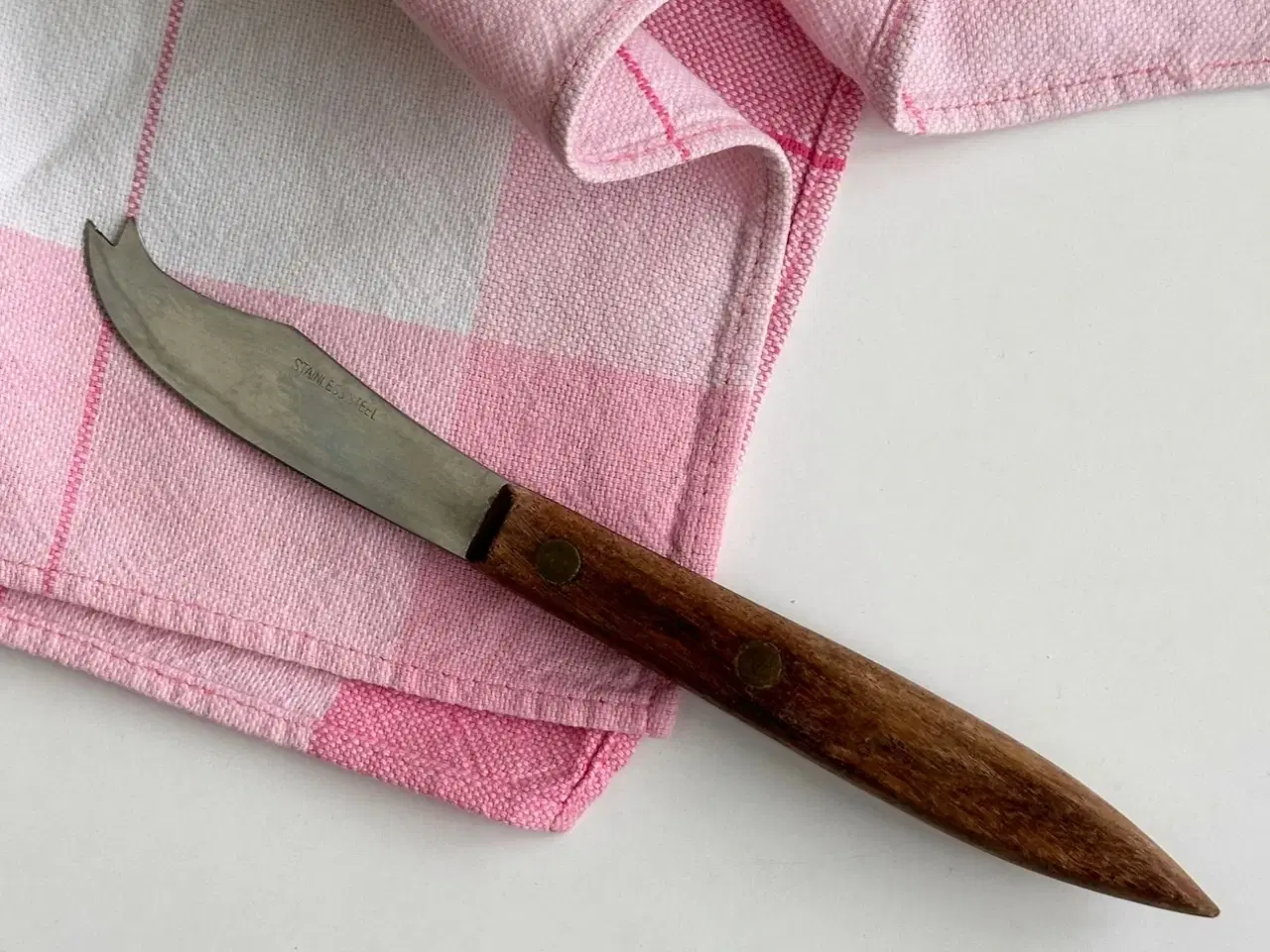 Billede 1 - Retro kniv m træskaft