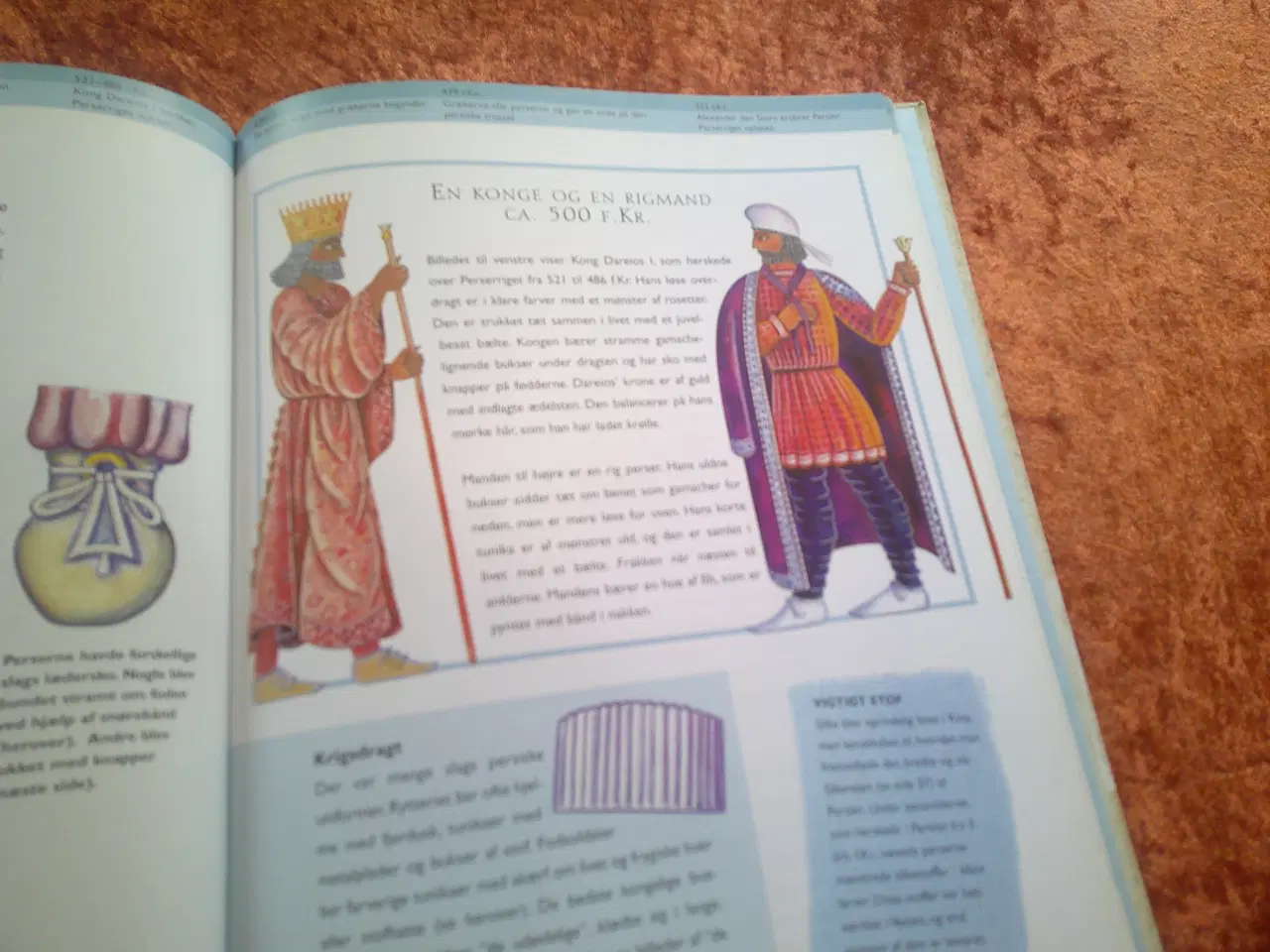 Billede 3 - Tøj og mode i oldtiden, Christine Hatt