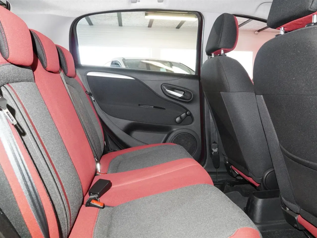 Billede 10 - Fiat Punto 1,4 Evo Dynamic 77HK 5d