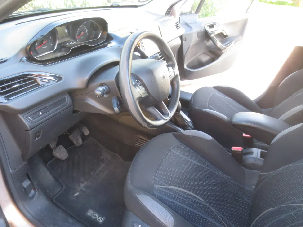 Billede 19 - Flot Peugeot 208 1.4 HDi År 12.