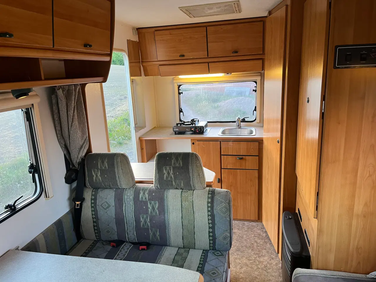 Billede 4 - Nysynet og velholdt autocamper