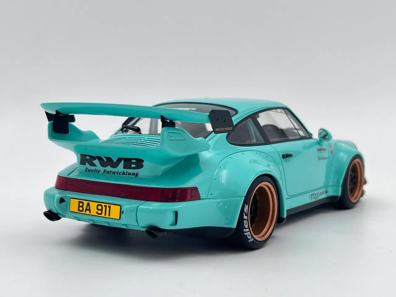 Billede 5 - 1994 Porsche 911 / 964 RWB Tiffany 1:18 