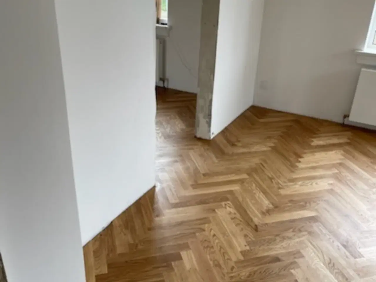 Billede 1 - sildebensgulv eg    22x70x400mm   har andre større
