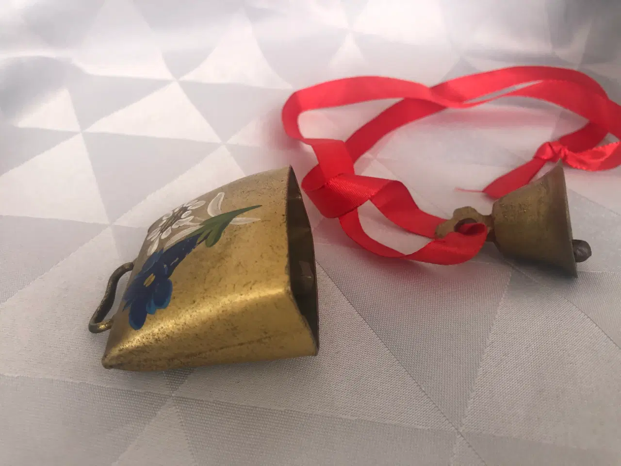 Billede 17 - 2 metal juleklokker 