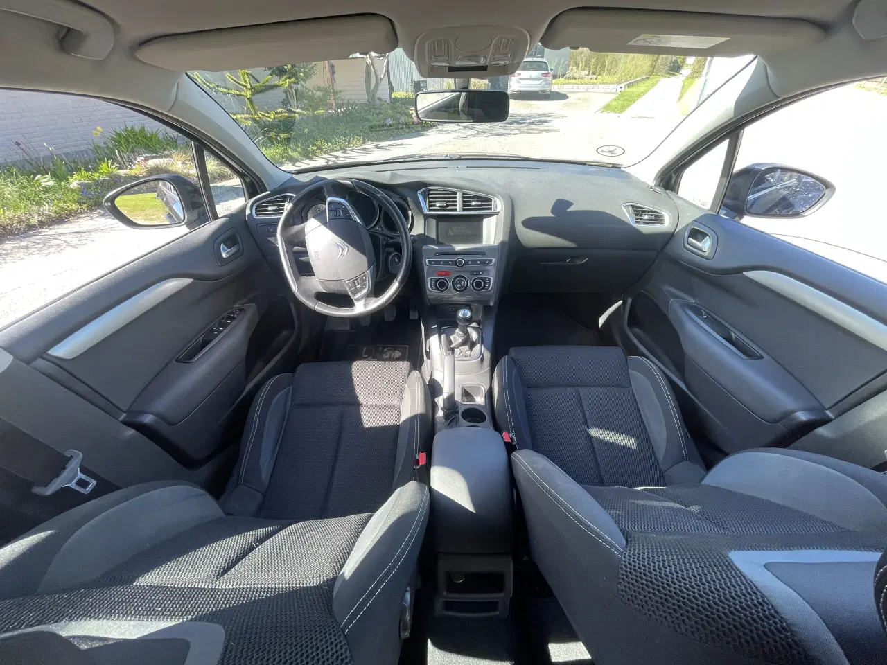 Billede 5 - 🚗 Citroën C4 1.6 HDi Økonomisk og velkørende bil