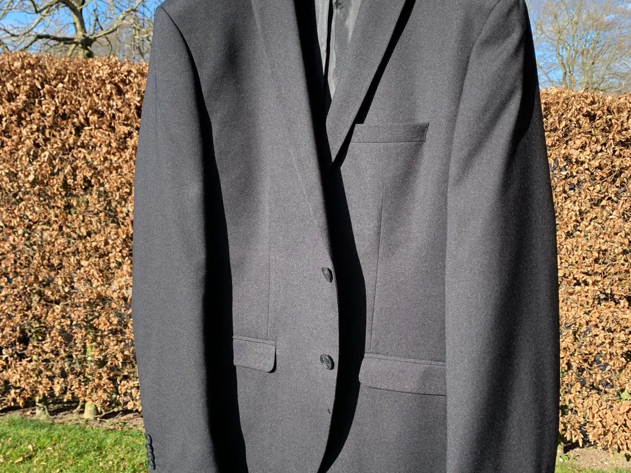 Billede 1 - Habitjakke. Konfirmation.