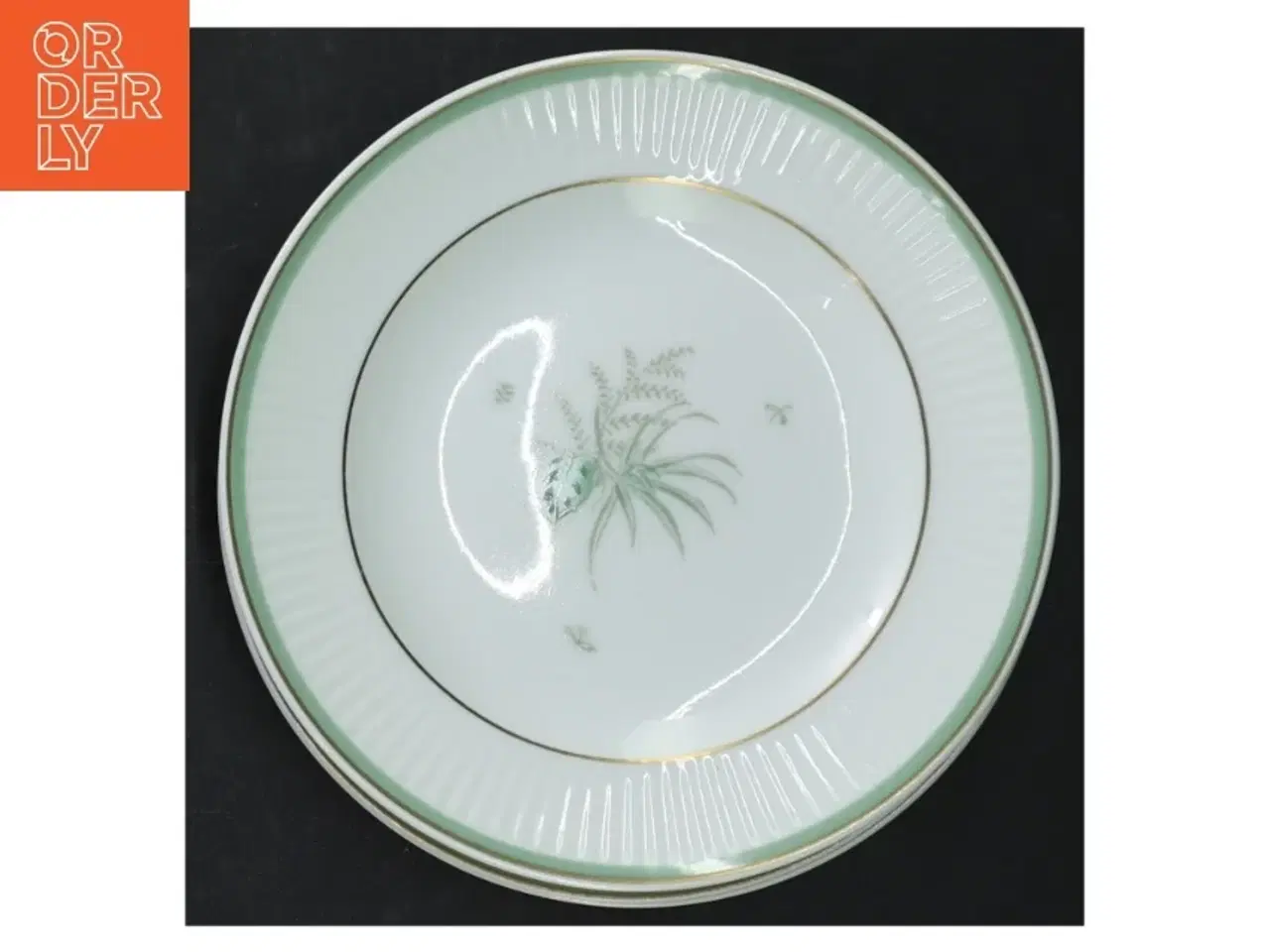 Billede 4 - Grøn Melodi RC Porcelænstallerkener med botanisk motiv fra Royal Copenhagen (str. Ø 15,5)