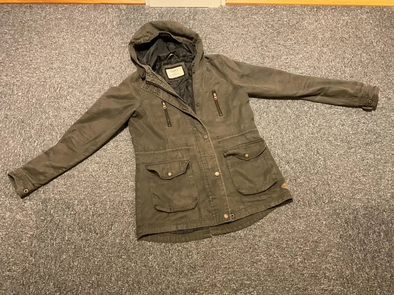 Billede 1 - Damejakke str M fra ONLY