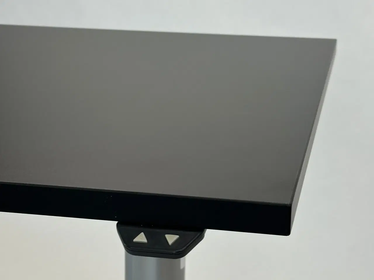 Billede 4 - Hæve-/Sænkebord 120x80 - Linak