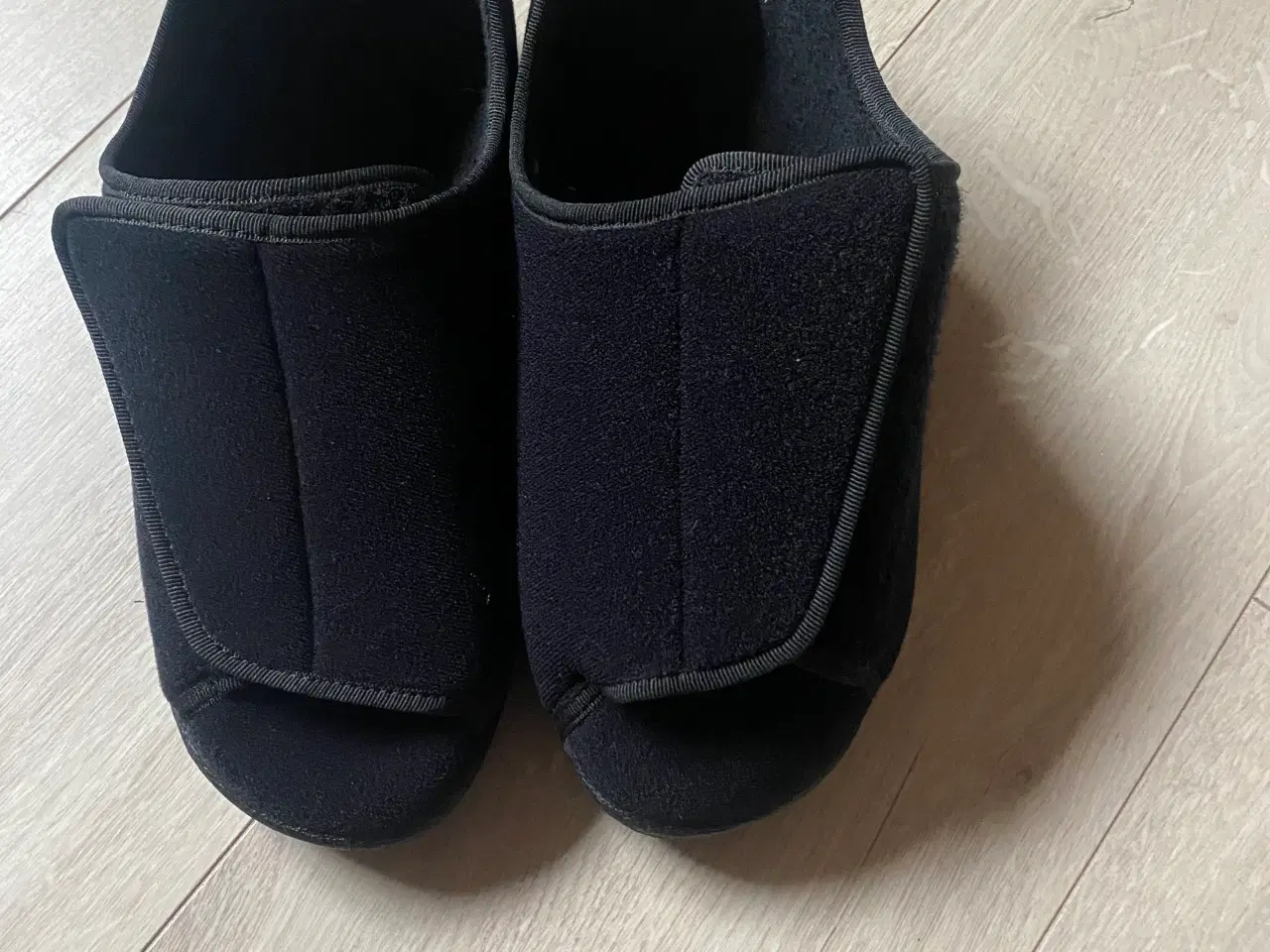 Billede 1 - Terapi hjemmesko uld med velcro